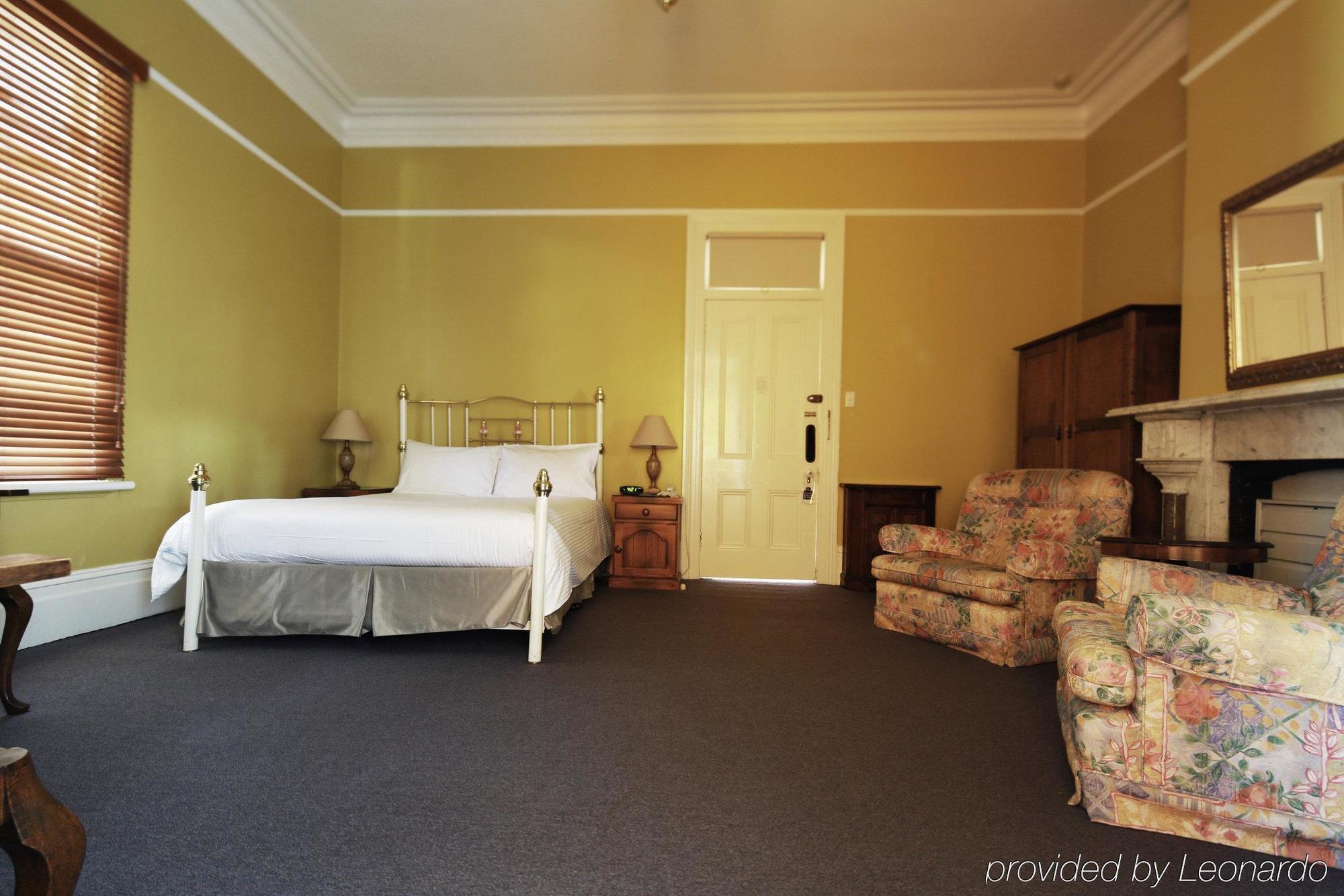 Moore Park Inn Армідейл Екстер'єр фото