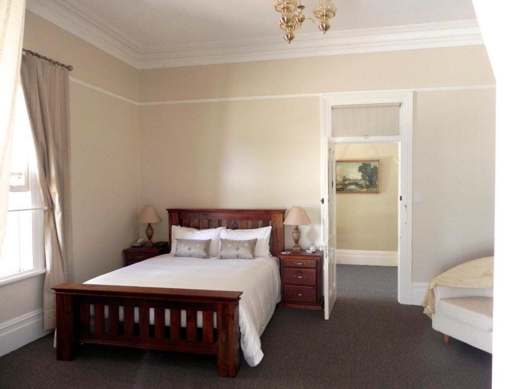 Moore Park Inn Армідейл Номер фото