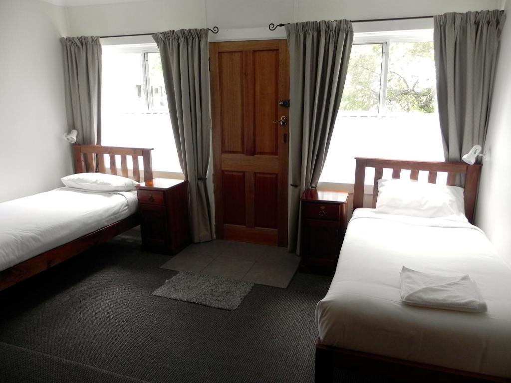 Moore Park Inn Армідейл Номер фото